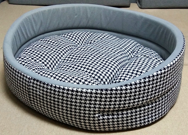 Pet Beds & Accessories